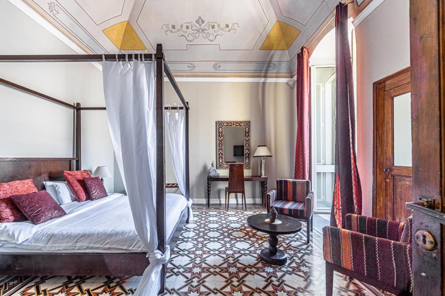 Bed and Breakfast Vittorio'S Luxury Бари Экстерьер фото